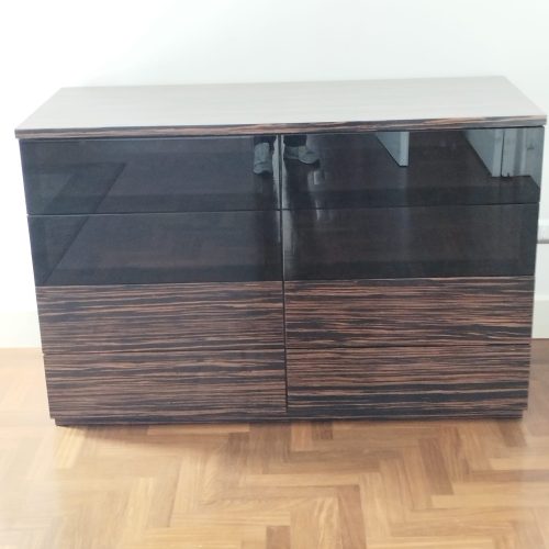 Comò con 8 cassetti
